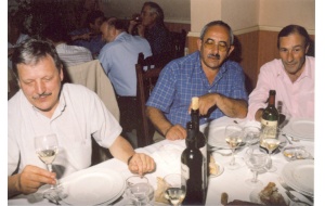 36 - En el restaurante Oasis - 2001